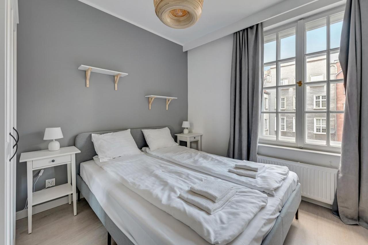 Comfort Apartments Dlugi Targ Гданск Екстериор снимка