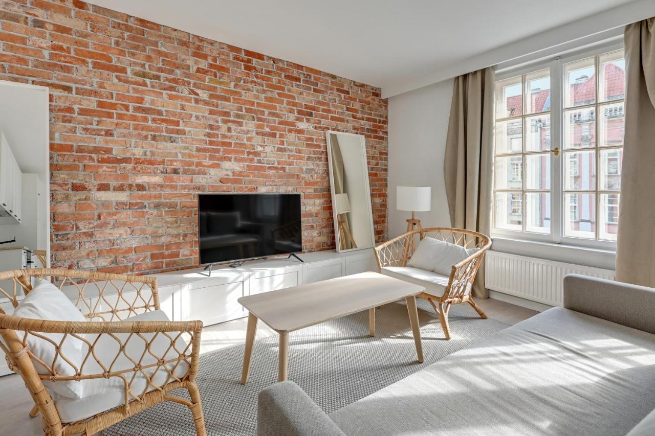 Comfort Apartments Dlugi Targ Гданск Екстериор снимка